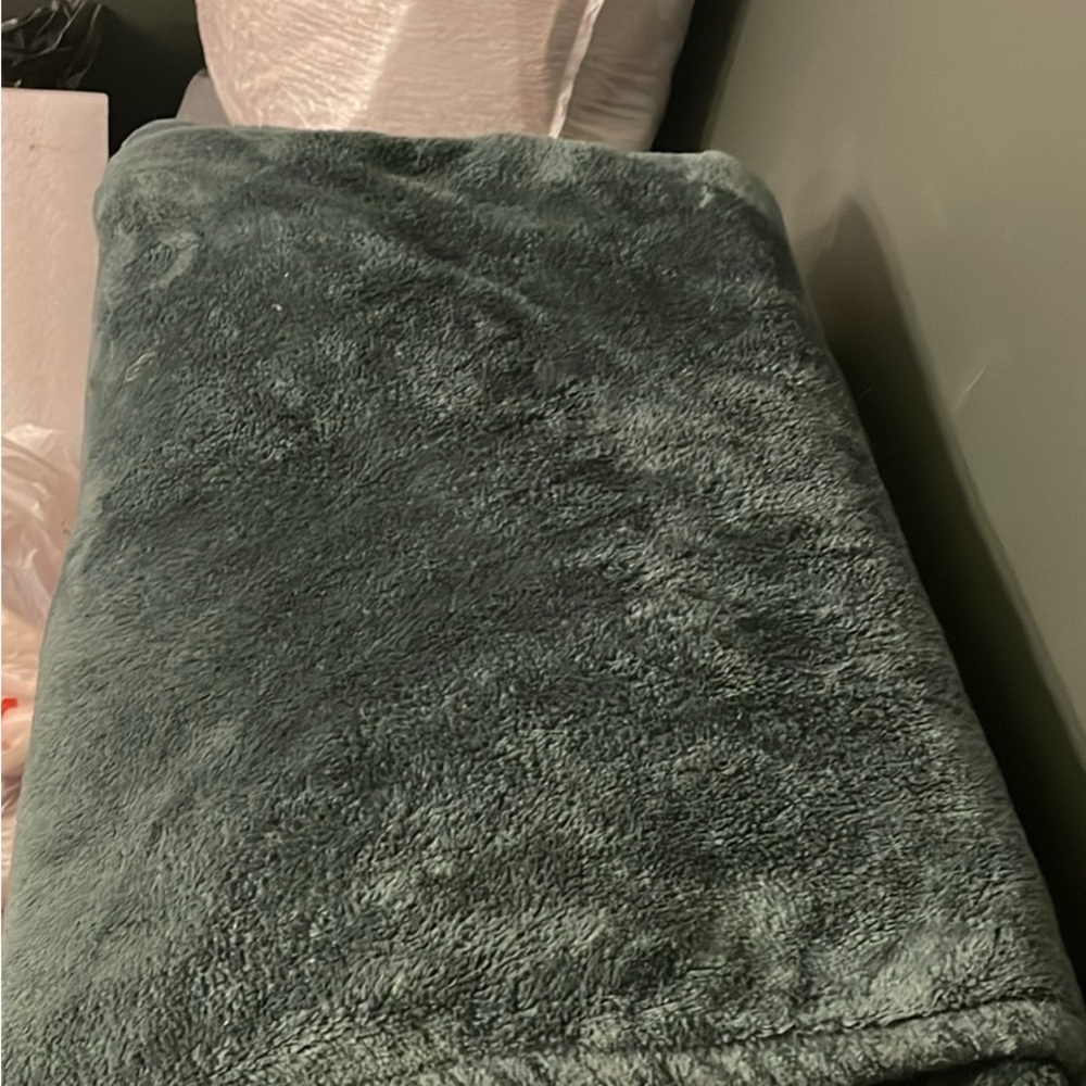 Target Dark Green Throw
